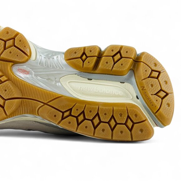 New Balance 2002R x Bandier Sea Salt Reflection Men\'s Shoes Sneakers M2002RPM main image 7